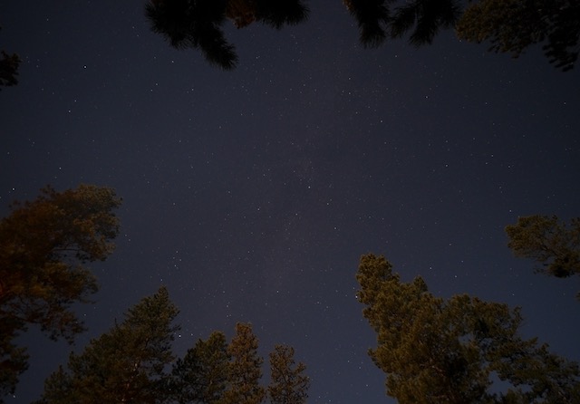 Laowa 7.5mm F2, GM5 キャンプで撮影した星景写真