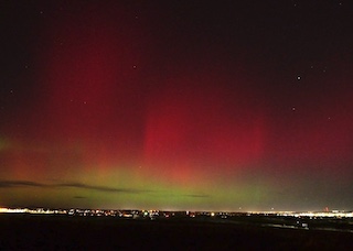 コロラド州ボルダーで見られたオーロラ 2025年11月11日