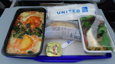 ユナイテッド航空　デンバー成田便　機内食