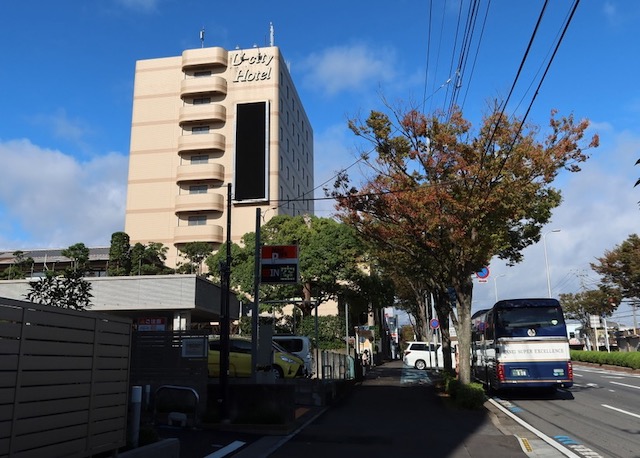 成田空港の近くのスーパー　ヤオコー