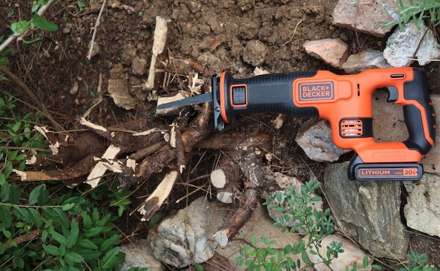 Black+Decker 20V のこぎり