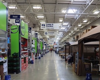 LOWE's 店舗 アメリカのハードウエアショップ・ホームセンター