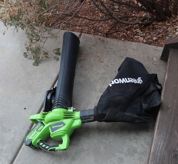 greenworks 40v leaf blower vacuum バッテリー