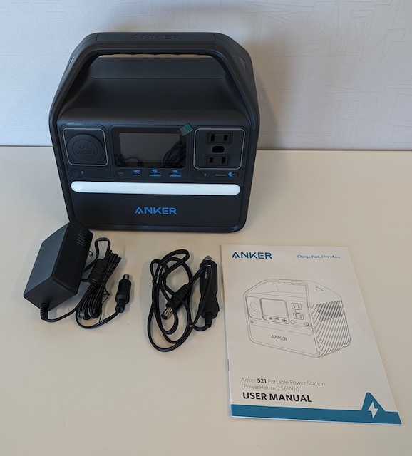 ポータブル電源 Anker 521 portable power station