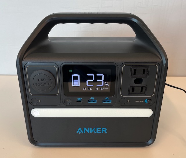 ポータブル電源 Anker 521 portable power station