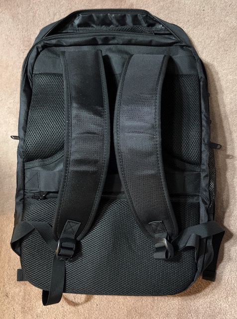 Backpack アマゾンのバックパック 出張 旅行用