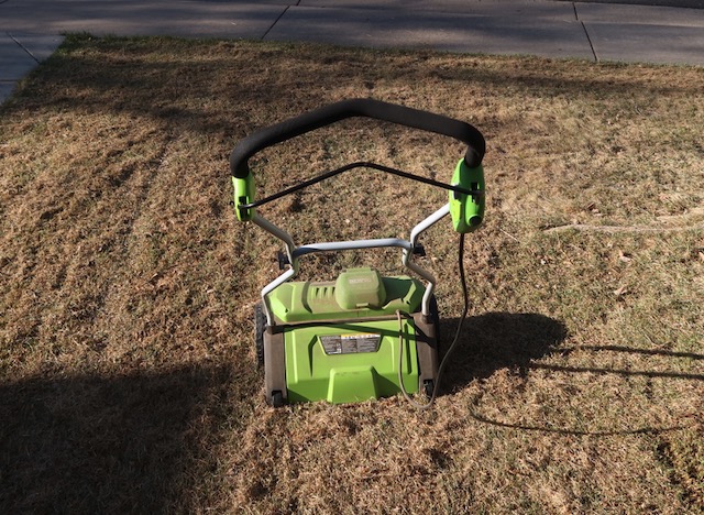 アメリカの40V GreenWorks Dethatcher Scarifier