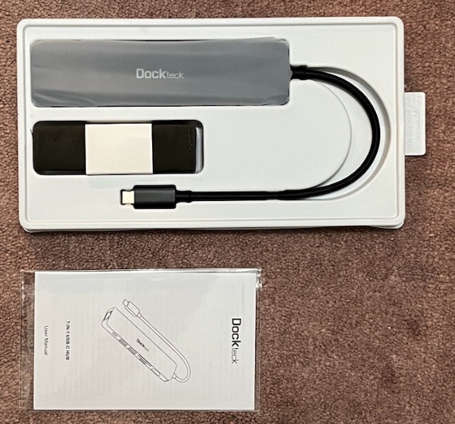 MacBook Pro 2019 16インチ USB-C ハブ