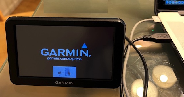 地図を更新した Garmin のポータブルナビ