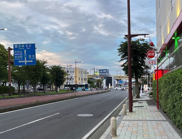 成田駅の近くで国外持ち帰り用の食料品・物品等の購入