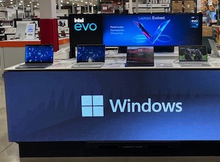 COSTCO コスコ の Windows PC 売り場