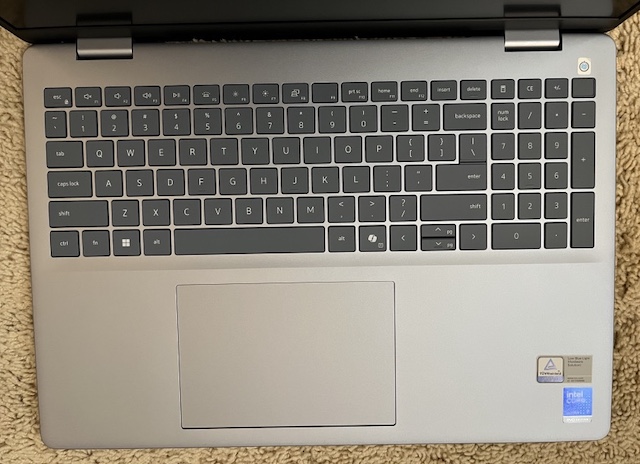 Back to School アメリカ Dell ノートパソコン 購入 高校生用